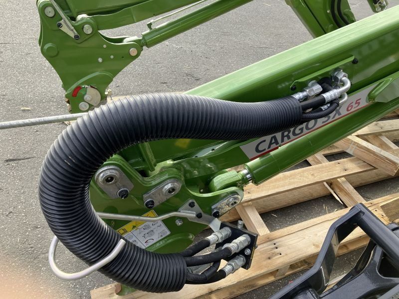 Fendt CARGO 3X/65
