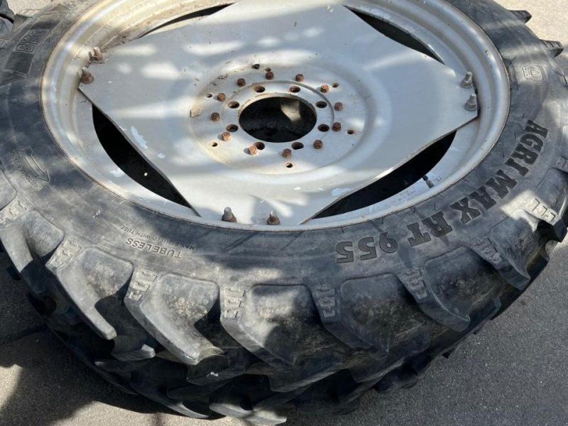 BKT 270/95 R44 , Verstellfelge, Pflegeräder