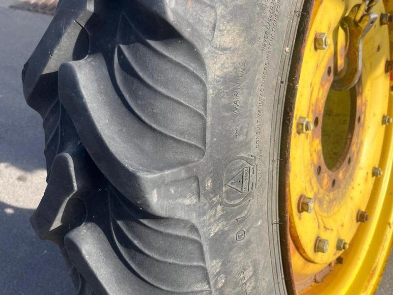 Taurus 270/95 R32, 8-Loch