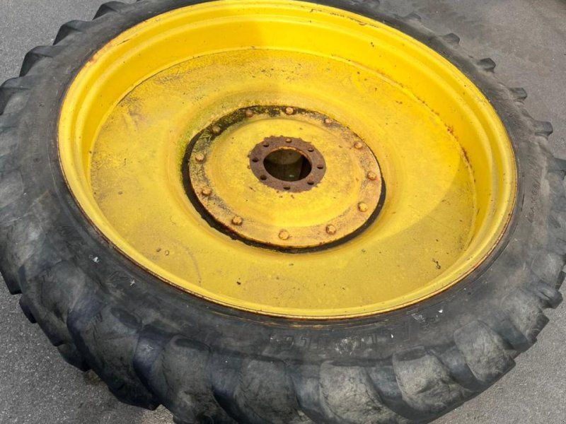 Alliance 270/95 R48 , 8-Loch,Pflegeräder John Deere