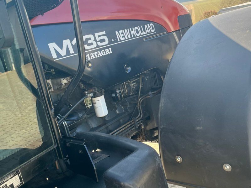 New Holland M 135