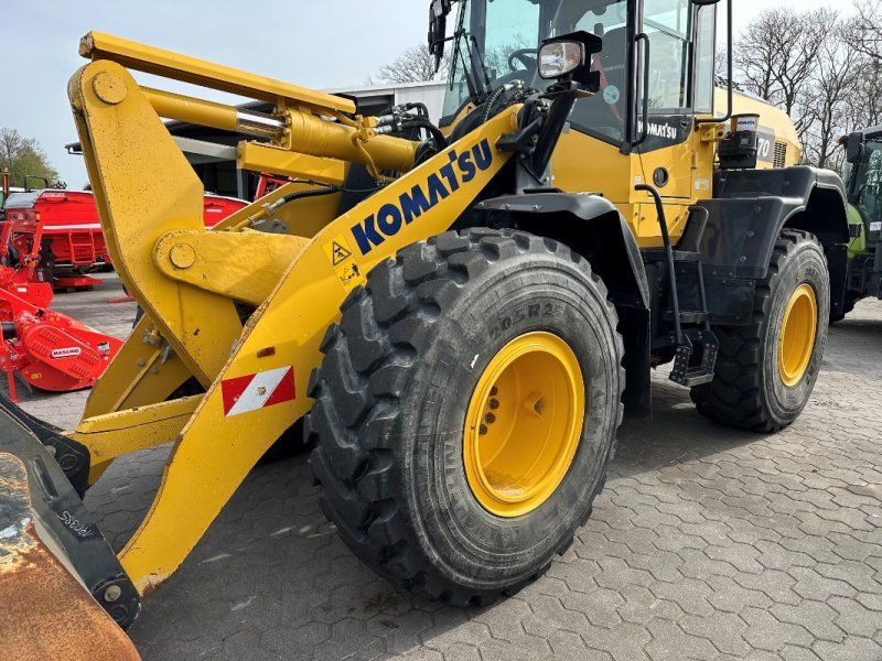 Komatsu WA 270-8