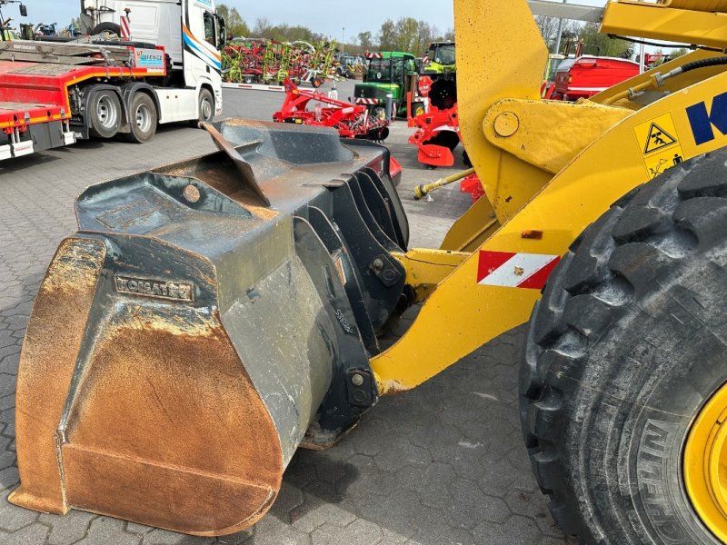 Komatsu WA 270-8