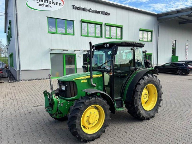 John Deere 5215