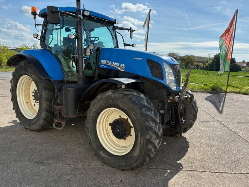 New Holland T7.250