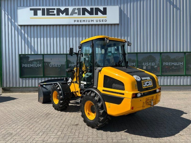 JCB 407
