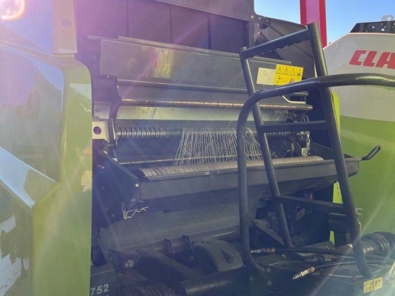 Claas Variant 480 RC Pro