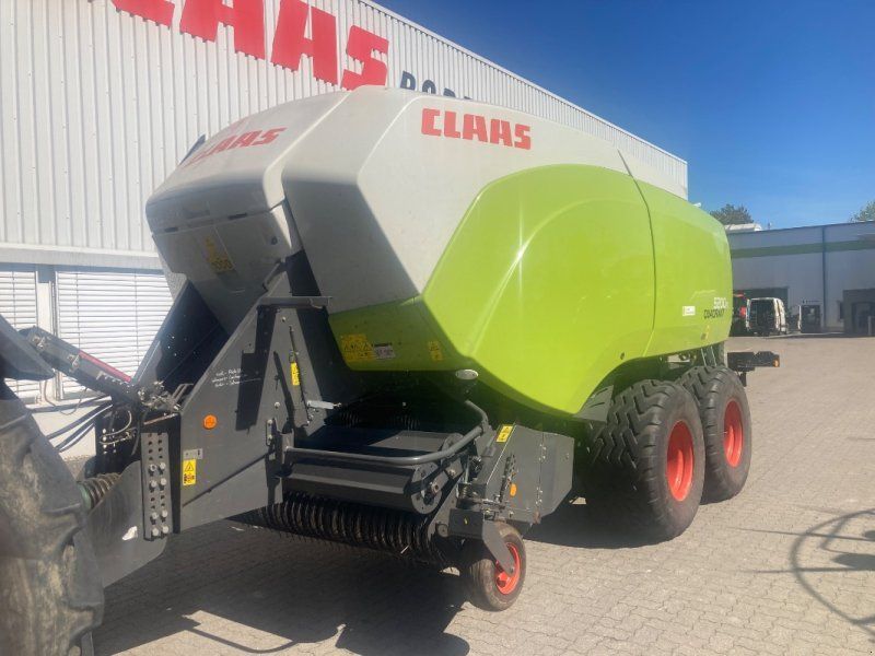 Claas Quadrant 5200 FC Tandem