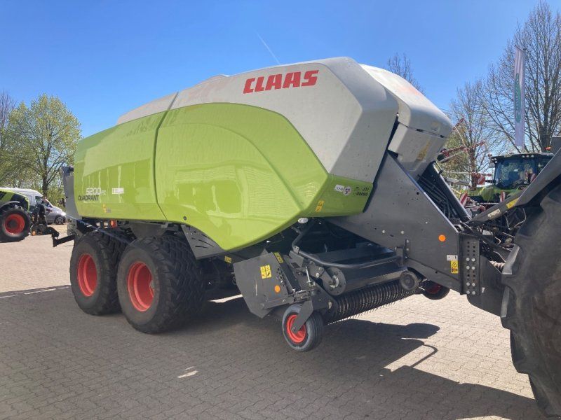 Claas Quadrant 5200 FC Tandem