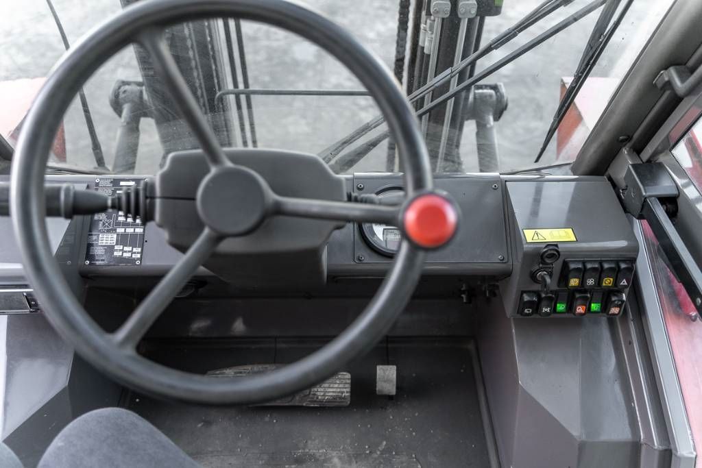 Manitou M 30.4