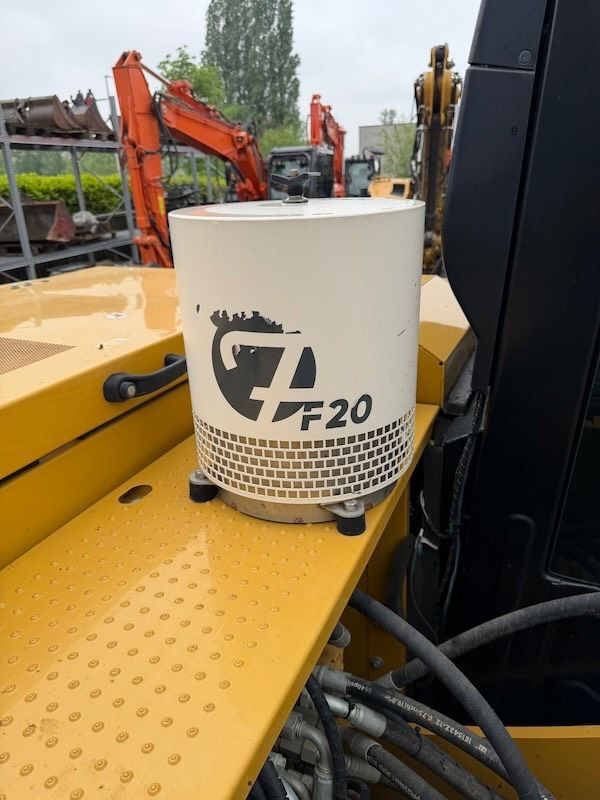 CAT 317 GC