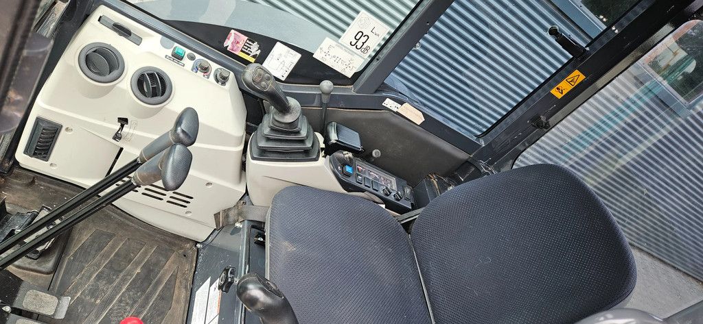 Kobelco SK35sr-6e
