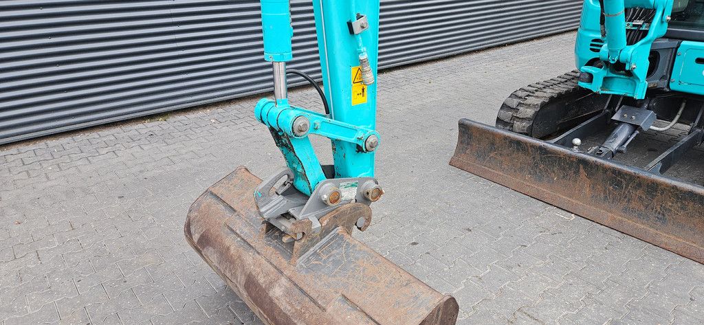 Kobelco SK35sr-6e