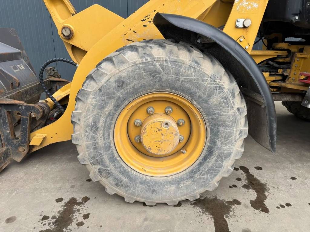 CAT 907H