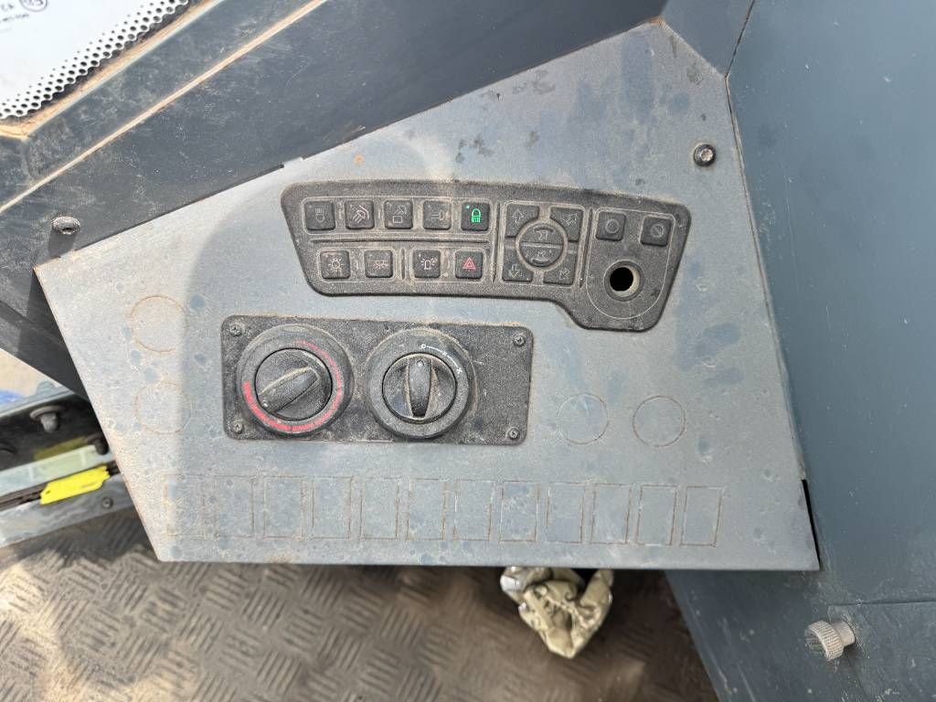 Kalmar DCG 140-6T - Duplex / Side Shift / Fork Positioner