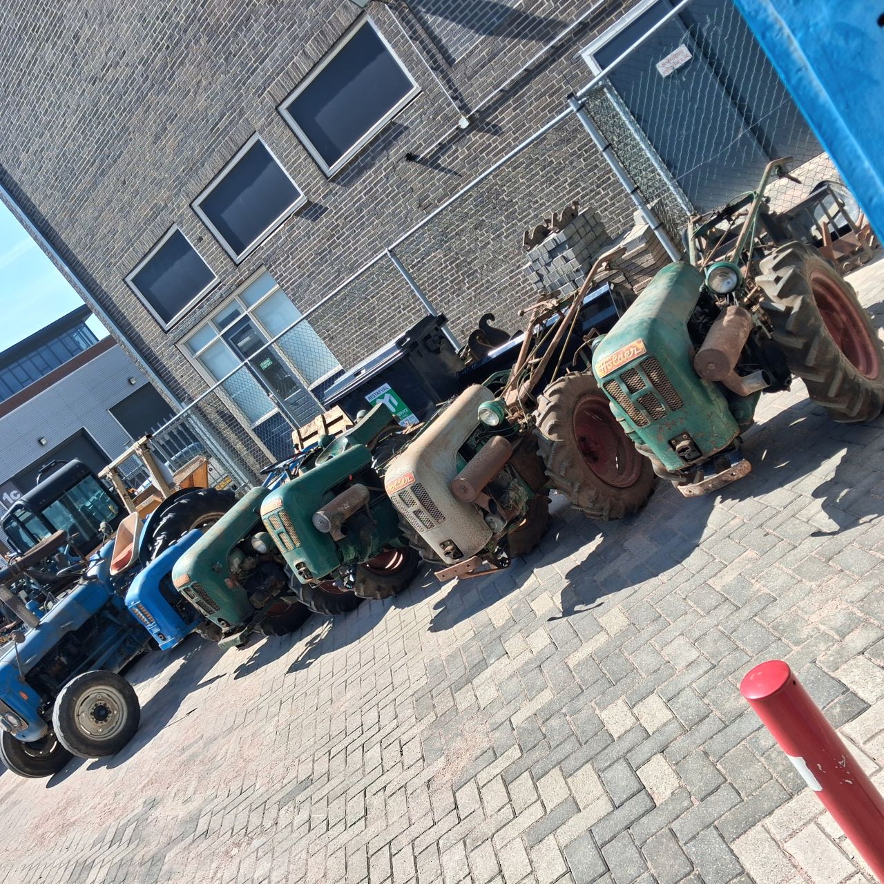 Diverse Tractoren,Holder,Hummel en Fordson.