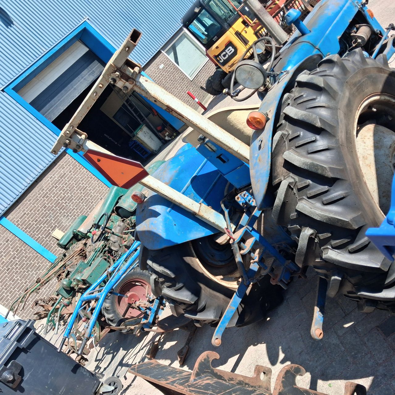 Diverse Tractoren,Holder,Hummel en Fordson.