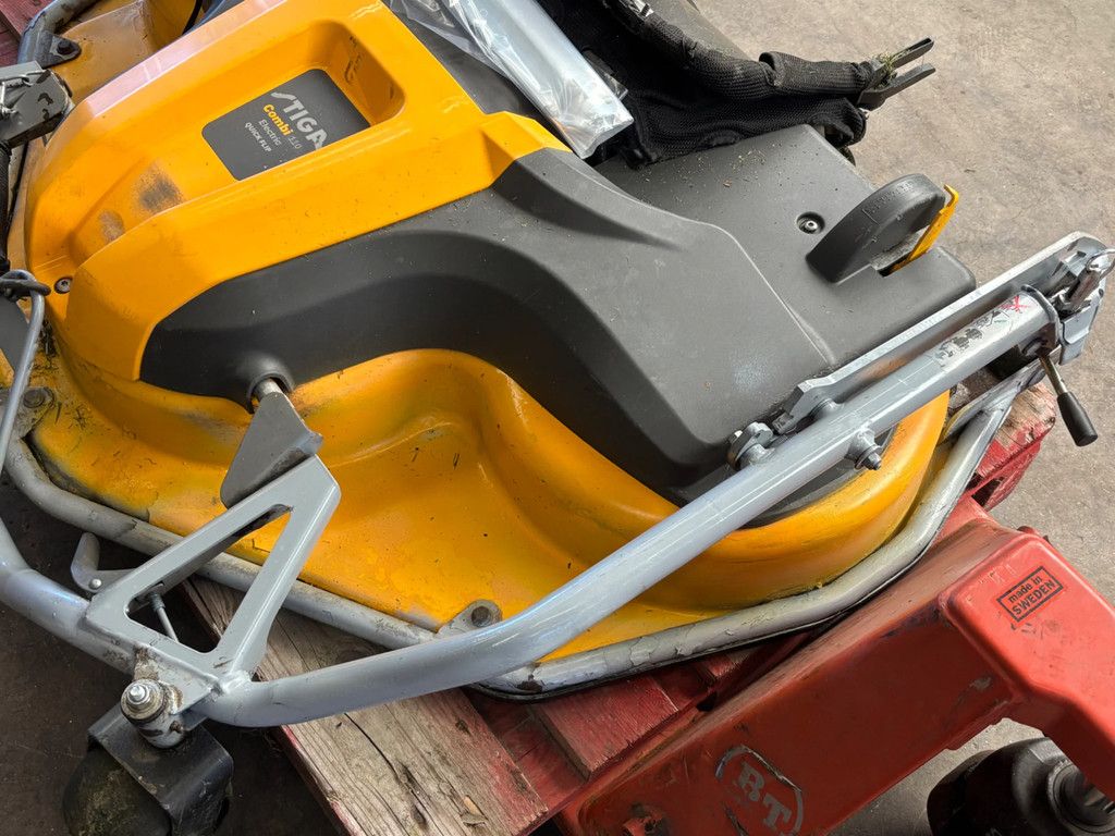 Stiga Park Maaidek 110cm pro dek el bediend compleet