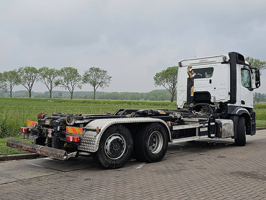 MERCEDES-BENZ ACTROS 2745 LS