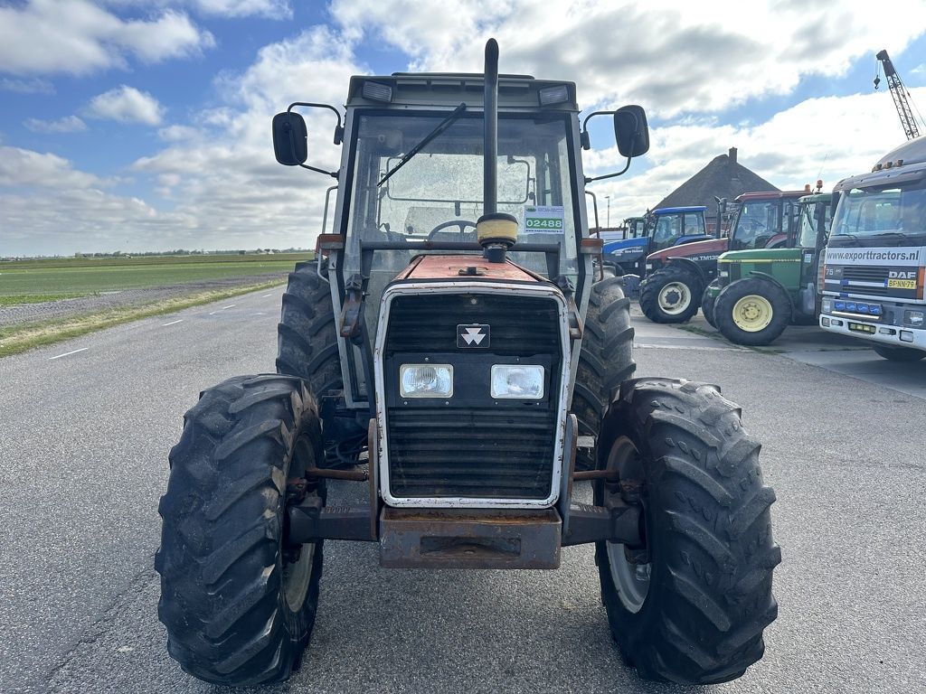 Massey Ferguson 390T