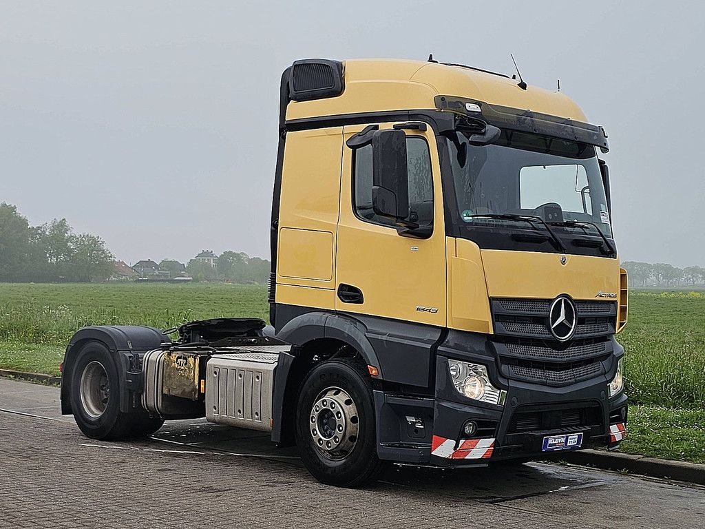 MERCEDES-BENZ ACTROS 1843