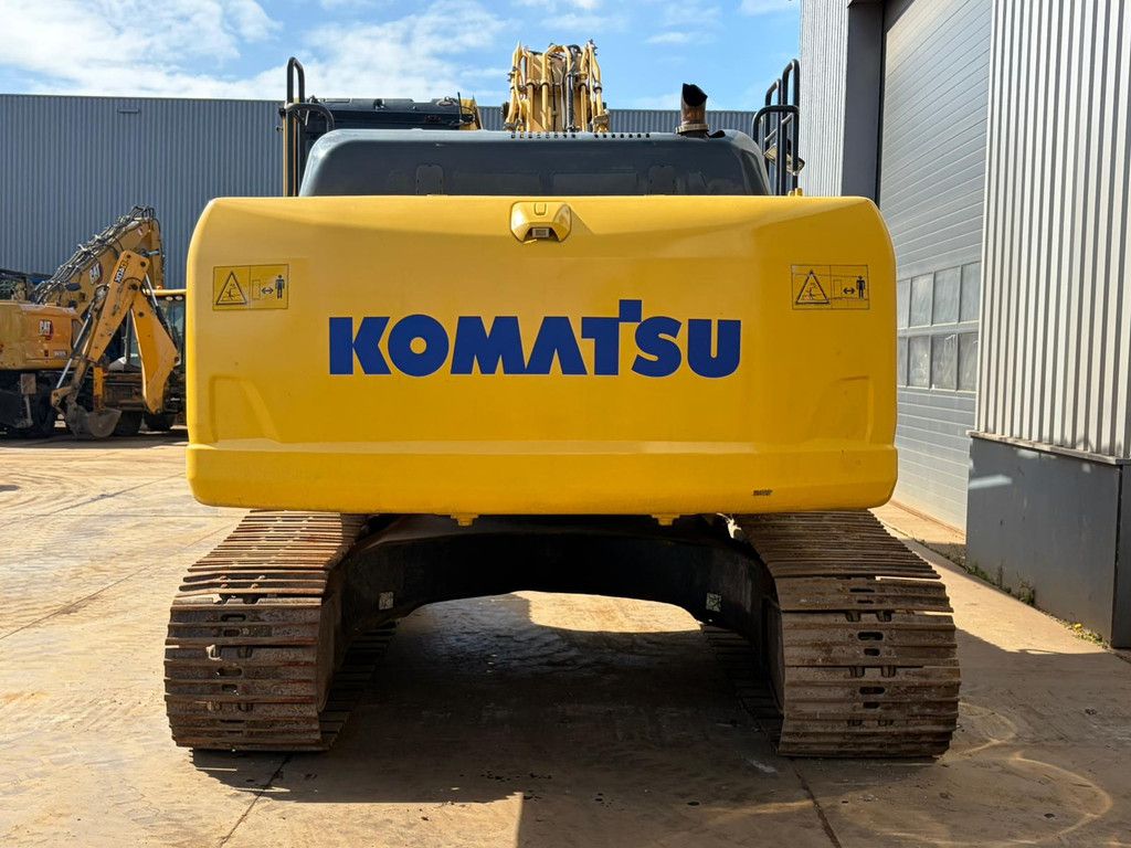 Komatsu PC240-10