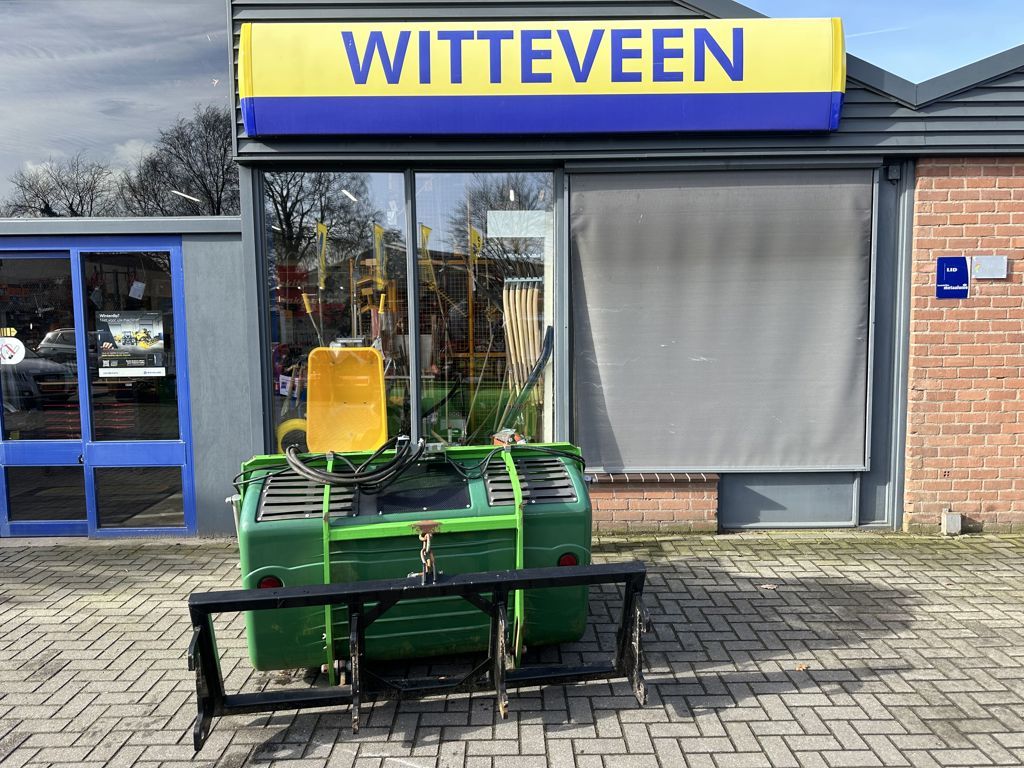Giant Klepelmaaier 1600 met opvang