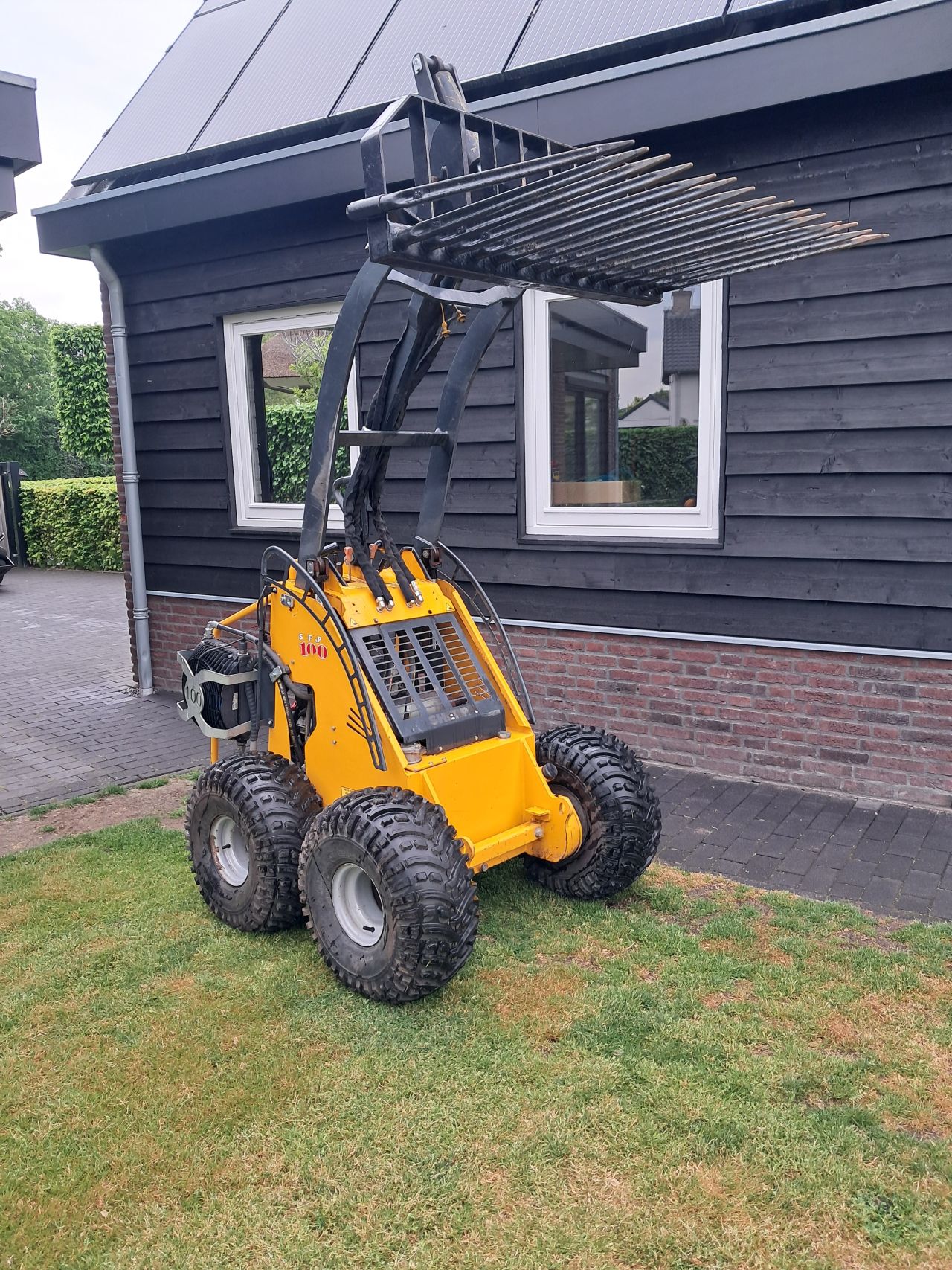 Sherpa 100 ( Bj 2022 ) Giant / Skidster / Honda / Tegelriek