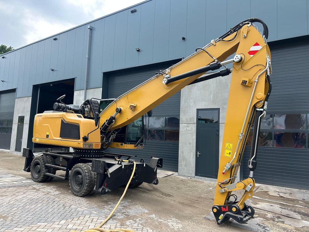Caterpillar MH24