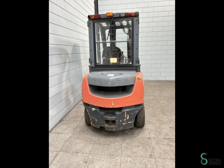 Gabelstapler Diesel Toyota 02-8 FDF 25 2008 Triplex