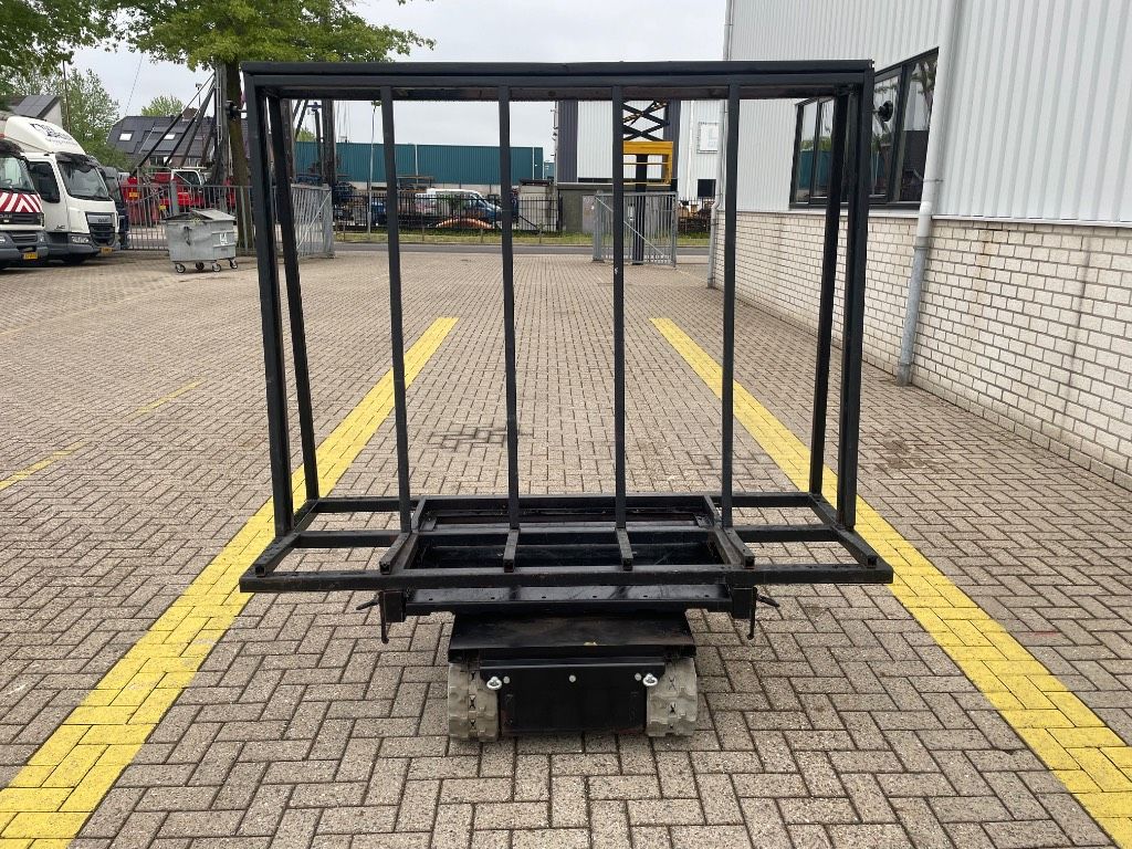 Tracked Carrier 1200 R