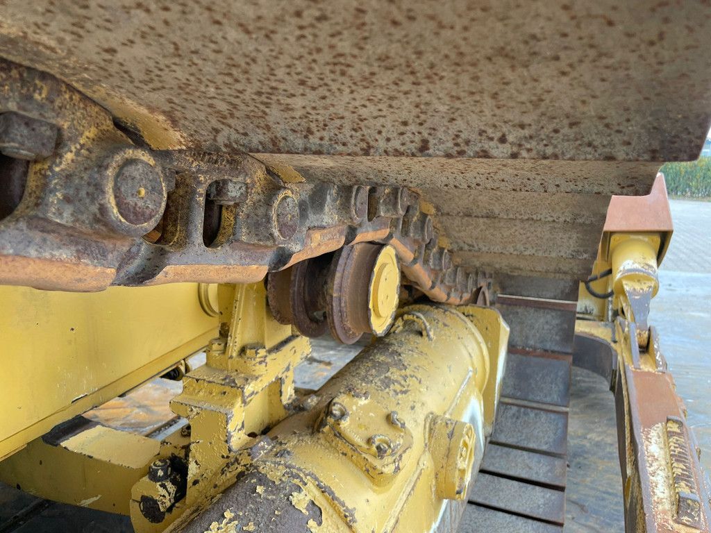 Caterpillar D6T LGP