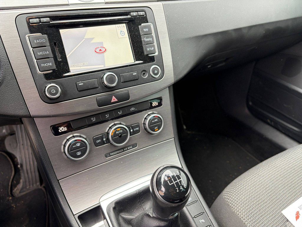 Pkw Volkswagen Passat Diesel 105 PS 2012 (Margin)