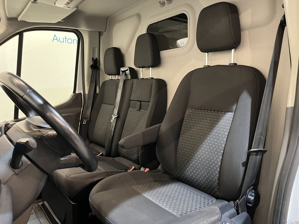 Ford Transit 350 2.0 TDCI L2H2 Trend 170 PK / Euro 6 / Airco / Cruise Control / Trekhaak / 3-Zits
