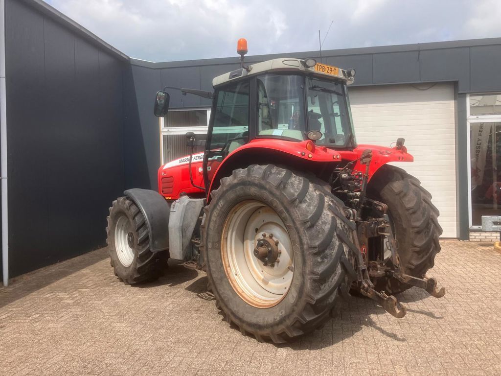 Massey Ferguson 6490 DYNASHIFT