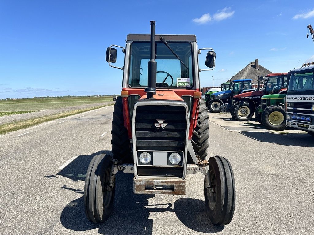Massey-Ferguson 575