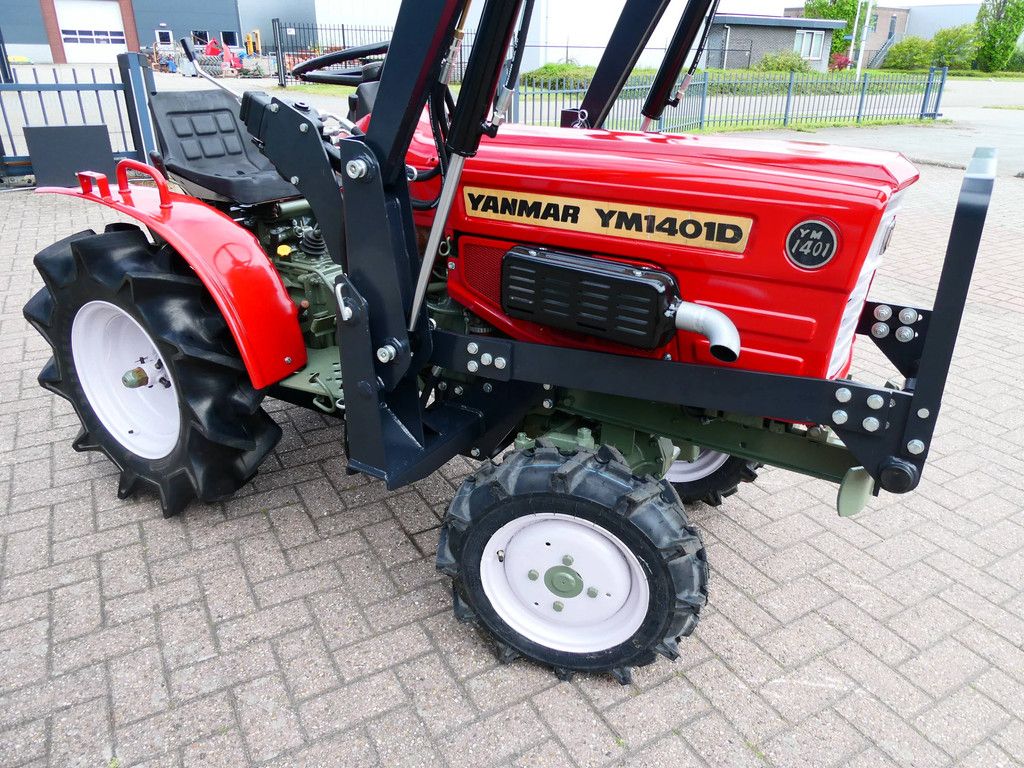 Yanmar YM1401 4wd / 1083 Draaiuren / Voorlader