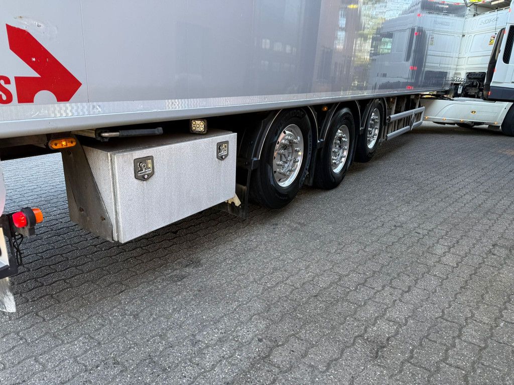 Stas S300ZX 92m3 Cargo Floor 10MM 2x Liftas Alcoa