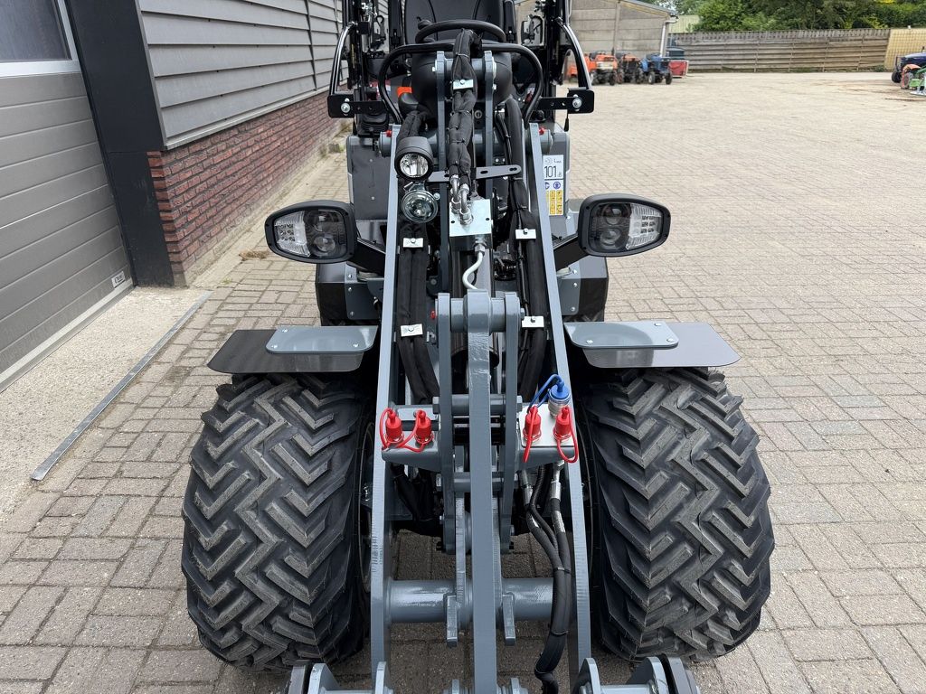 Giant G2300 X-TRA HD ''grey edition'' minishovel / kniklader NIEUW