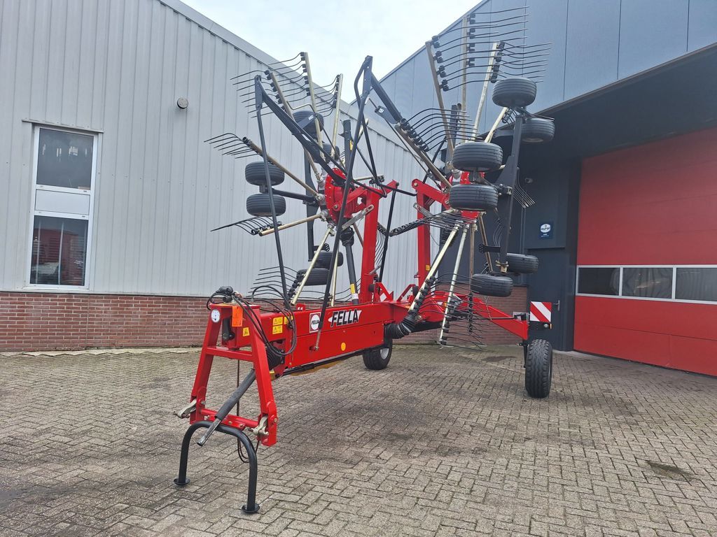 Fella TS 8055 PRO