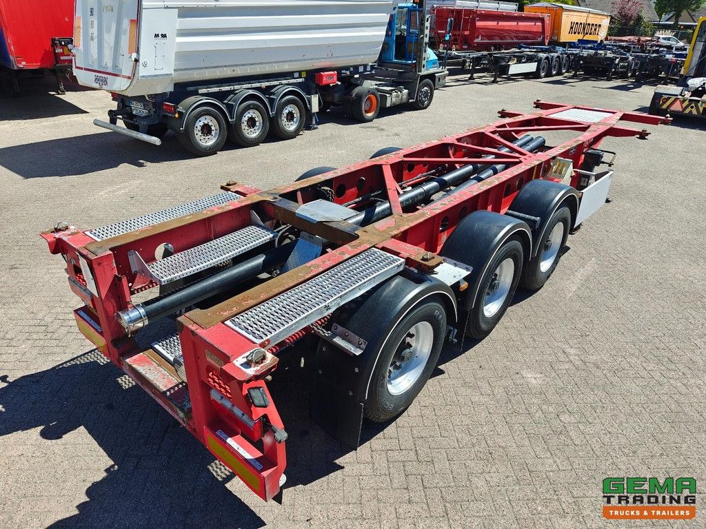 Van Hool A3C002 20 30FT TANK/SWAP - 3620KG - ADR - BPW Assen Disc - Alcoa's - Tires 80%