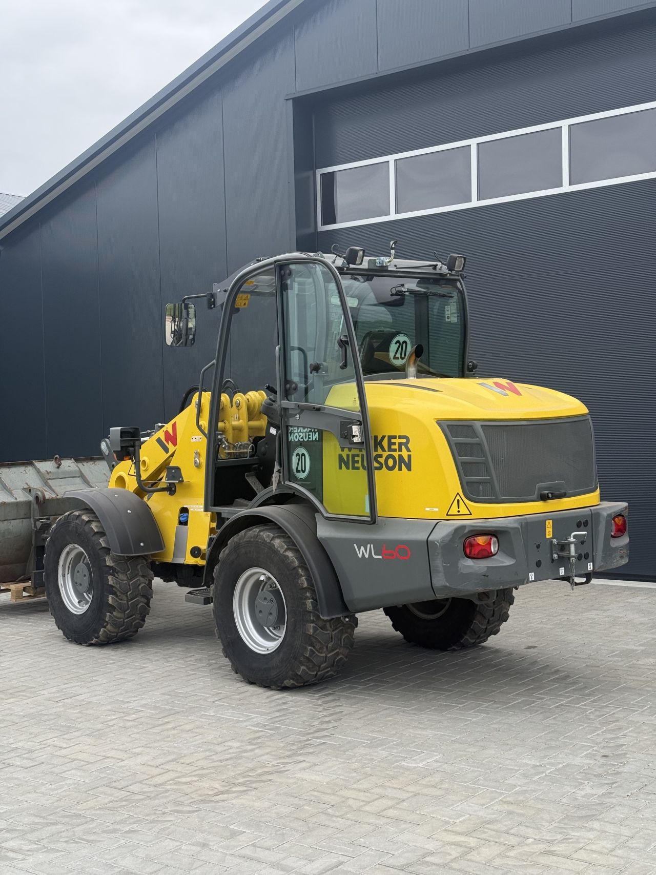 Wacker wl60 ( 330 uur )