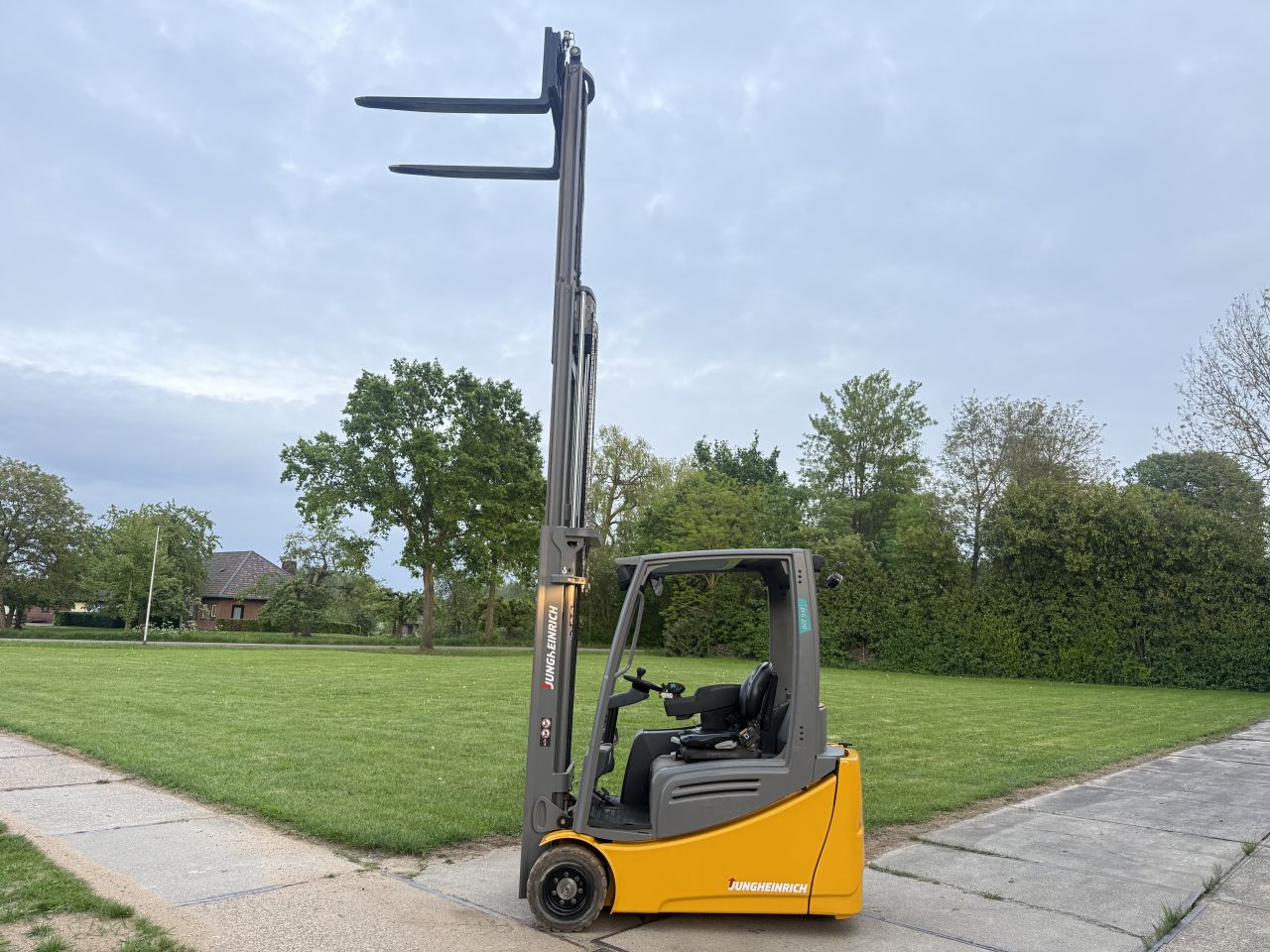Jungheinrich EFG220 5M freelift sideshift 4e ventiel garantie