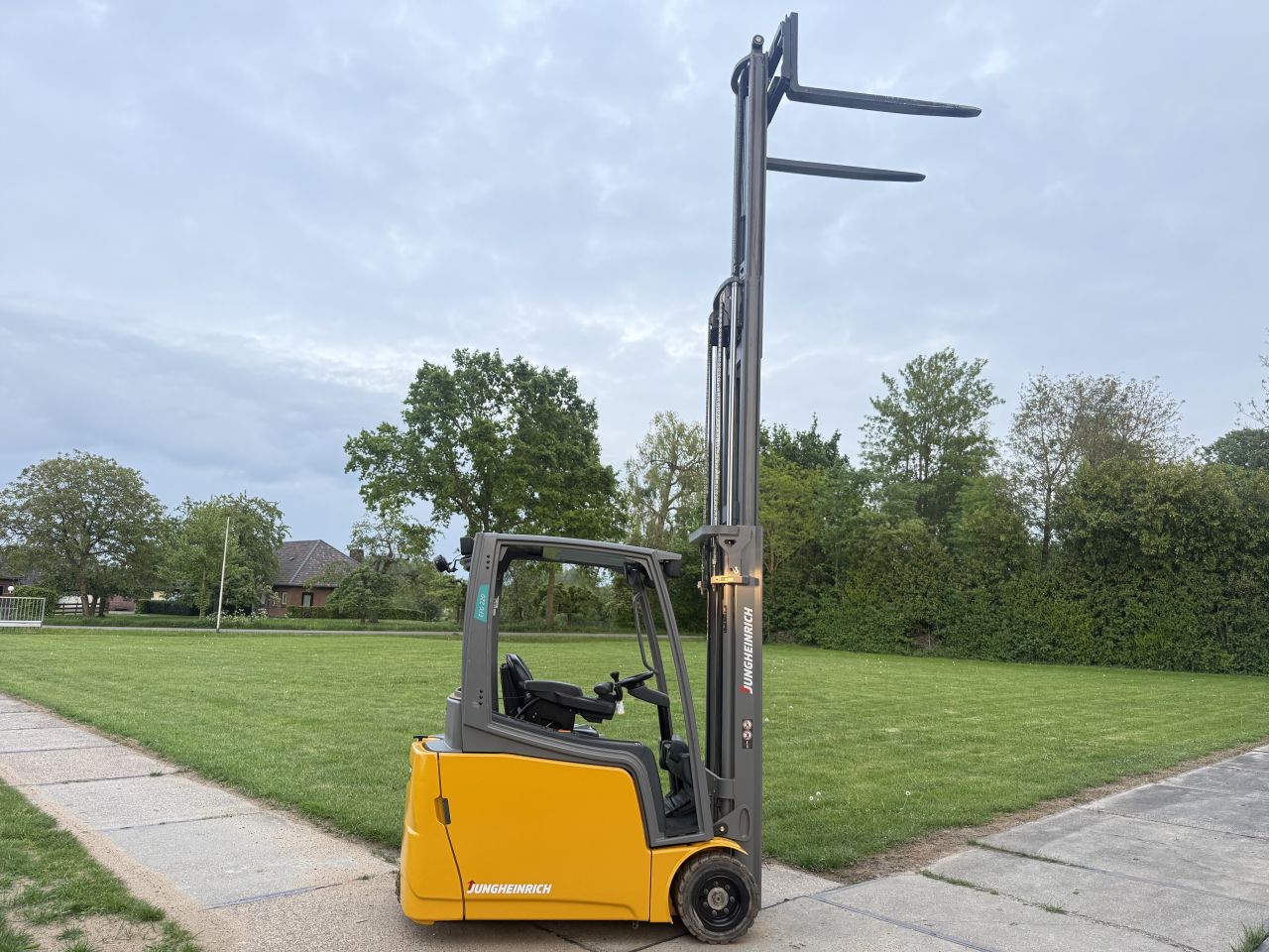 Jungheinrich EFG220 5M freelift sideshift 4e ventiel garantie