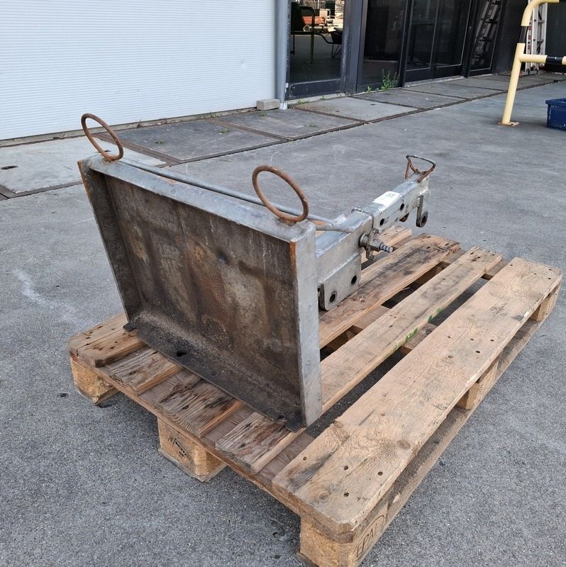 De Schans / Knikmops hydraulische bandenklem jib en rotator
