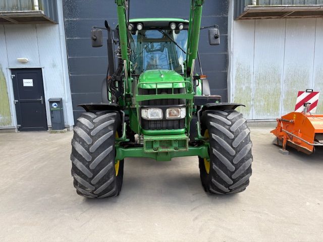 John deere 6430