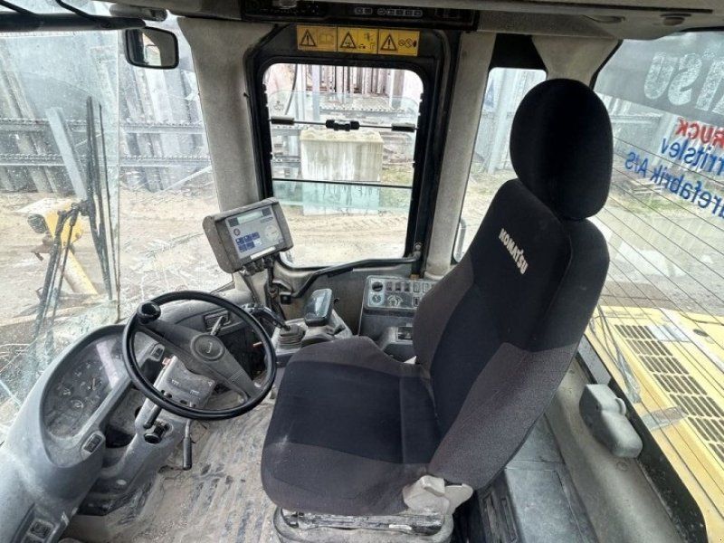Komatsu WA380-5