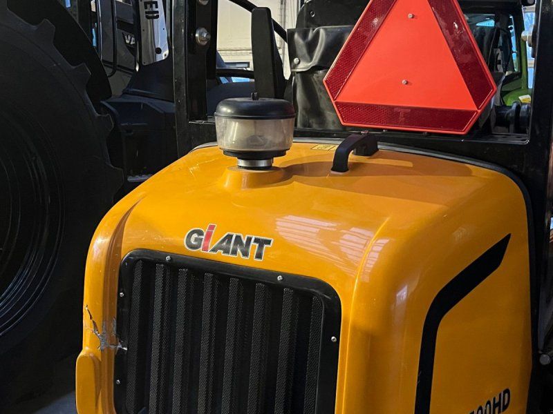 Giant G2500HD