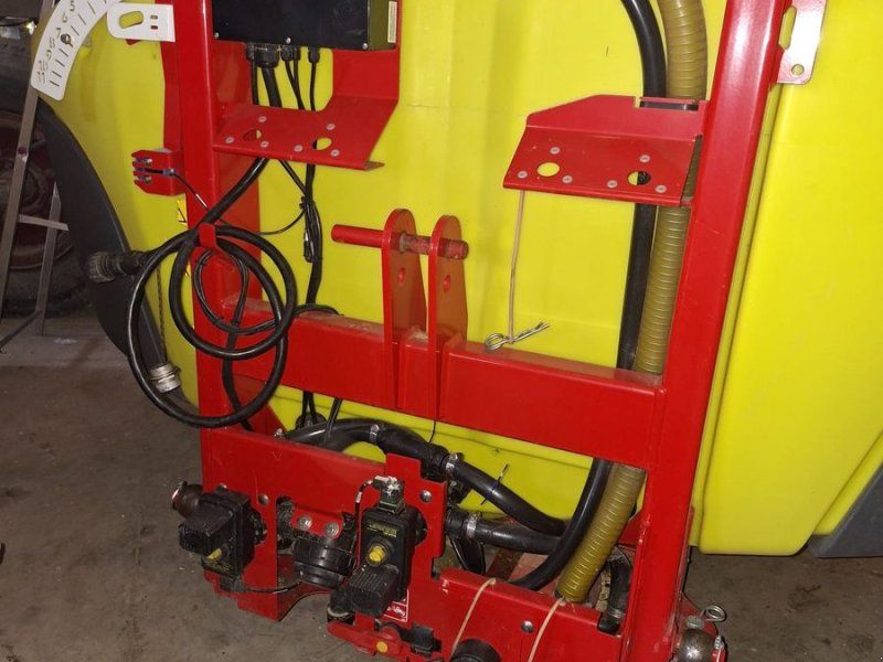 Kverneland iXtera Fronttank