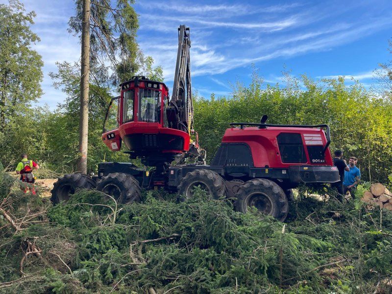Komatsu 901 XC